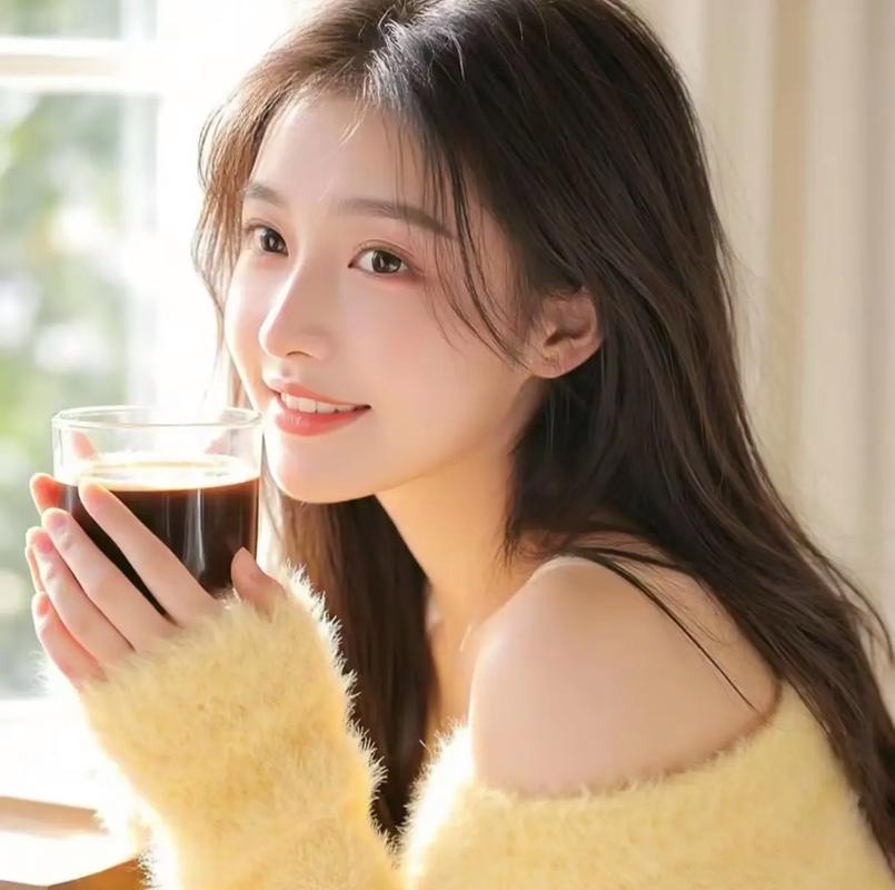 王沪宁出席全方位扩大国内需求调研协商座谈会